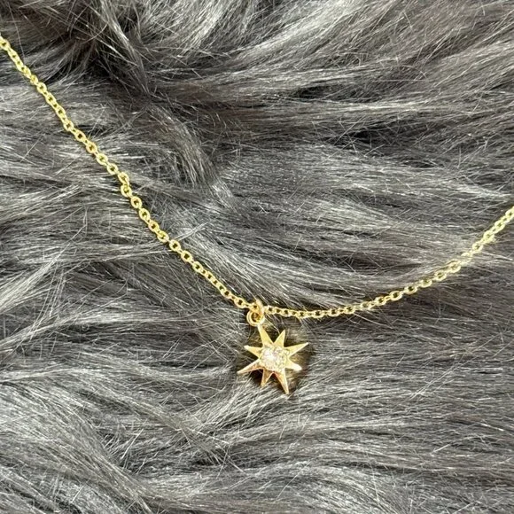 Gold Starburst Cz Necklace (n1) - Picture 5 of 8